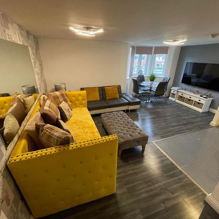 Empire Serviced Apartments 힌클리 외부 사진